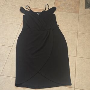 Chic Black Midi Dress with Cold Shoulder Design